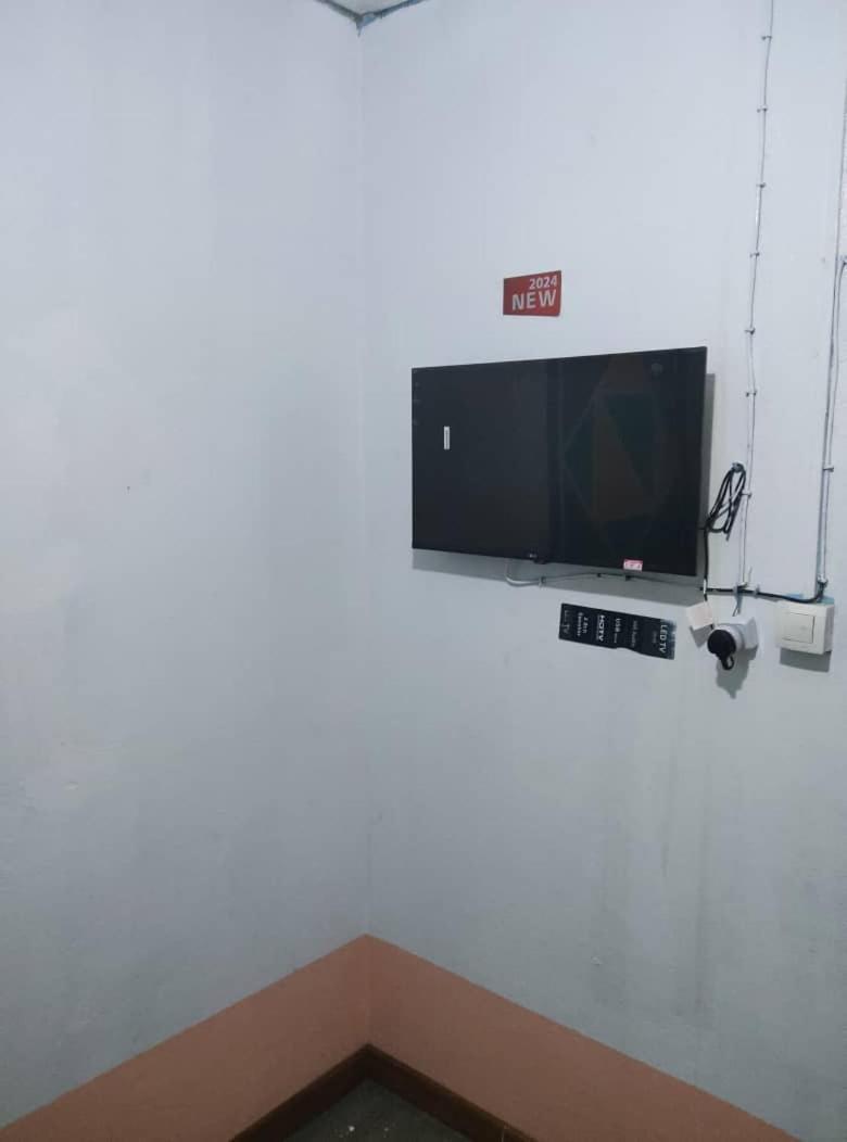 Отель Bh Apero Club Bertoua Экстерьер фото